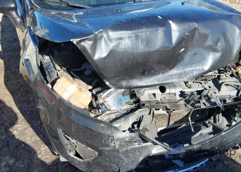 2013 Ford Fiesta Se z USA, uszkodzony, nr VIN 3FADP4BJ1DM191379